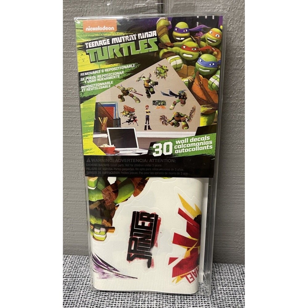 TMNT Teenage Mutant Turtles 30 Peel Stick Wall Decals RoomMates 2016